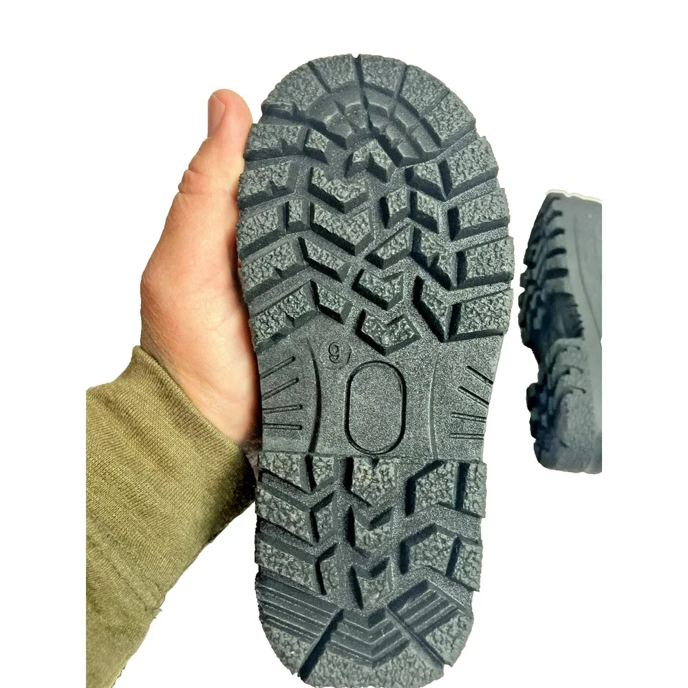 New Kids Unisex Winter Snow Boots Size 9